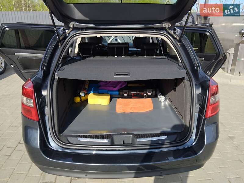 Универсал Renault Laguna 2012 в Ивано-Франковске