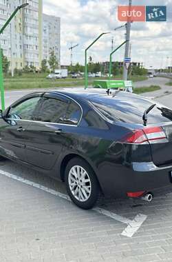Ліфтбек Renault Laguna 2015 в Вінниці
