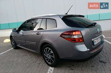 Универсал Renault Laguna 2011 в 