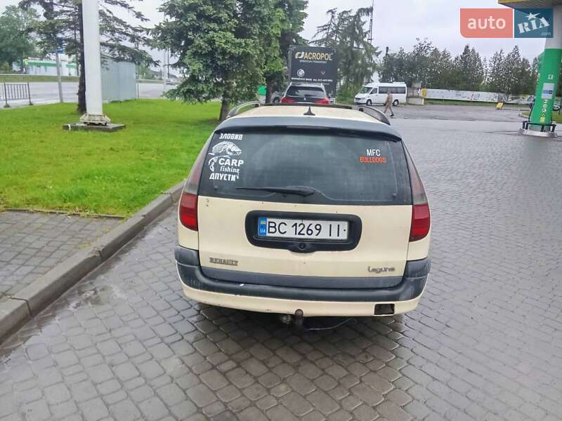 Універсал Renault Laguna 1995 в Золочеві