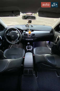 Лифтбек Renault Laguna 2007 в 