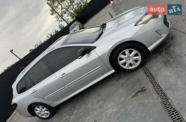 Универсал Renault Laguna 2011 в 