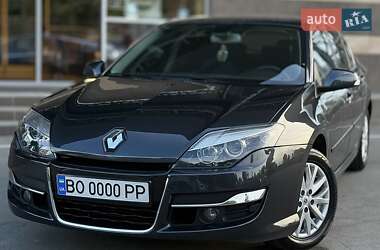 Лифтбек Renault Laguna 2015 в 