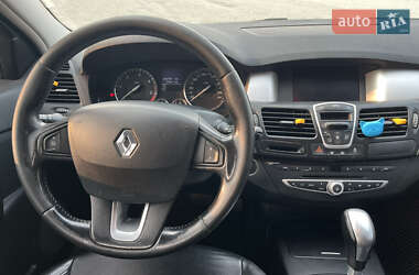 Лифтбек Renault Laguna 2008 в 