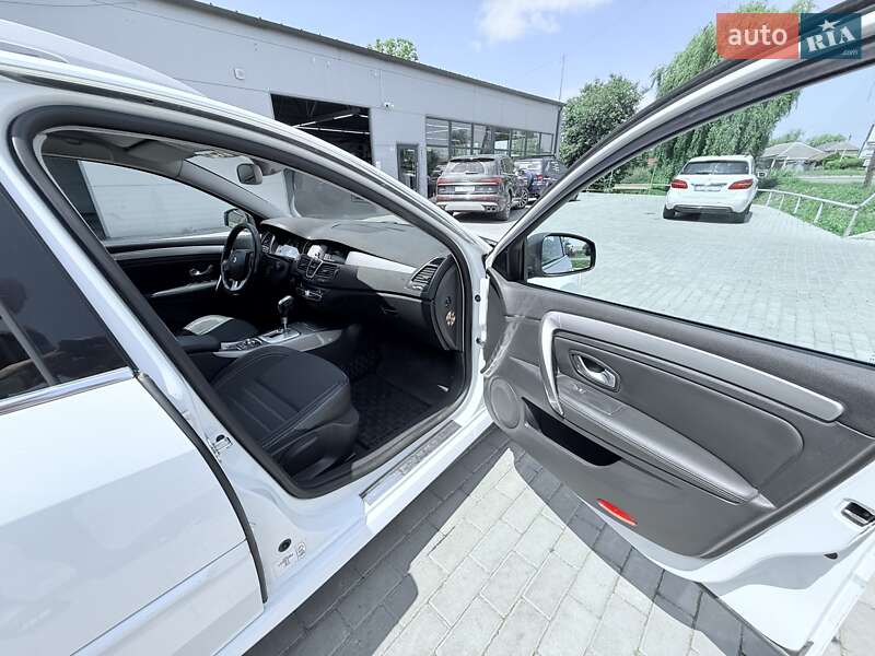 Універсал Renault Laguna 2010 в Новоселиці