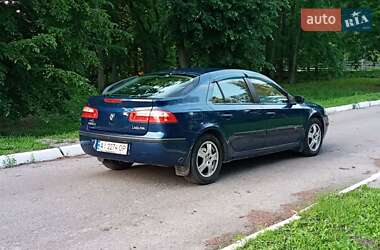 Лифтбек Renault Laguna 2001 в 