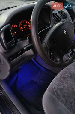 Лифтбек Renault Laguna 1996 в 