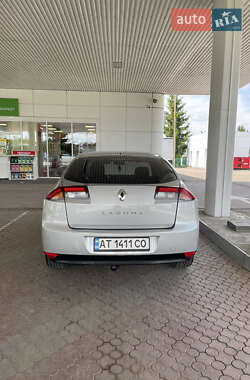 Лифтбек Renault Laguna 2010 в 