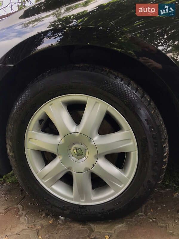Универсал Renault Laguna 2008 в Ровно