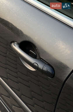 Універсал Renault Laguna 2010 в 