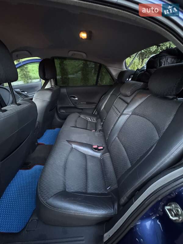 Лифтбек Renault Laguna 2006 в Львове