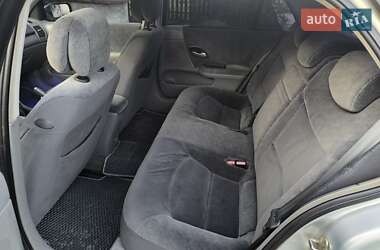 Лифтбек Renault Laguna 2001 в 