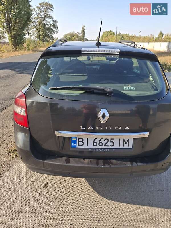 Універсал Renault Laguna 2010 в Семенівці