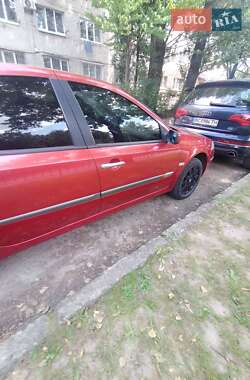 Лифтбек Renault Laguna 2001 в 