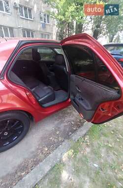 Лифтбек Renault Laguna 2001 в 