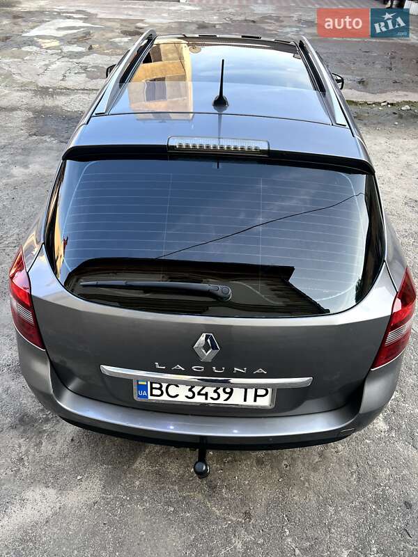 Универсал Renault Laguna 2012 в Рава-Русской