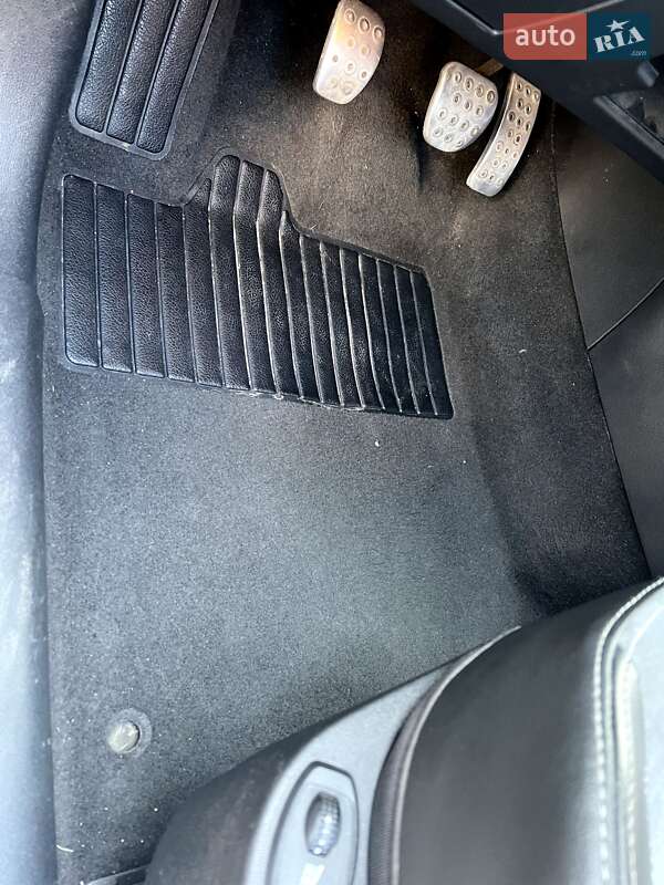 Универсал Renault Laguna 2012 в Рава-Русской