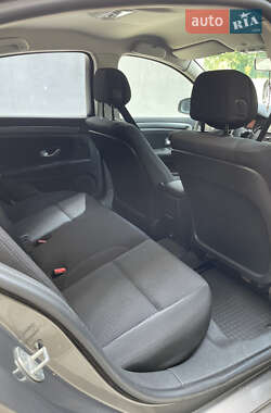 Лифтбек Renault Laguna 2008 в 