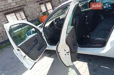 Універсал Renault Laguna 2003 в Чернівцях