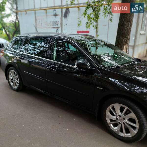 Універсал Renault Laguna 2014 в Чугуєві