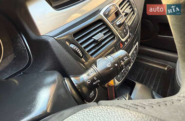 Лифтбек Renault Laguna 2011 в 