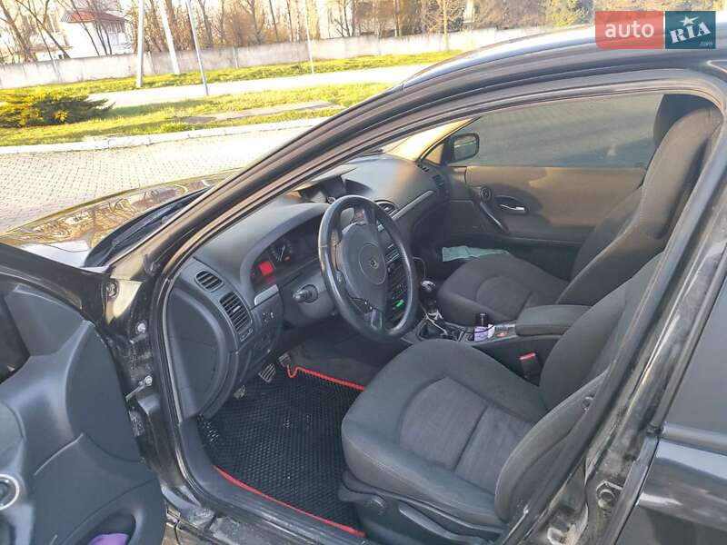 Лифтбек Renault Laguna 2006 в Гусятине