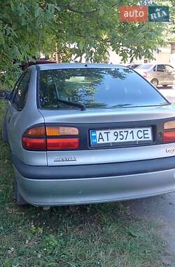 Лифтбек Renault Laguna 1998 в Ивано-Франковске