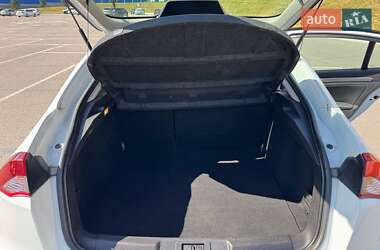 Лифтбек Renault Laguna 2013 в 