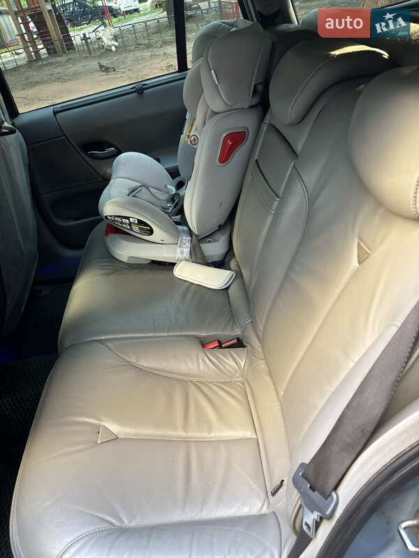 Универсал Renault Laguna 2003 в Сумах