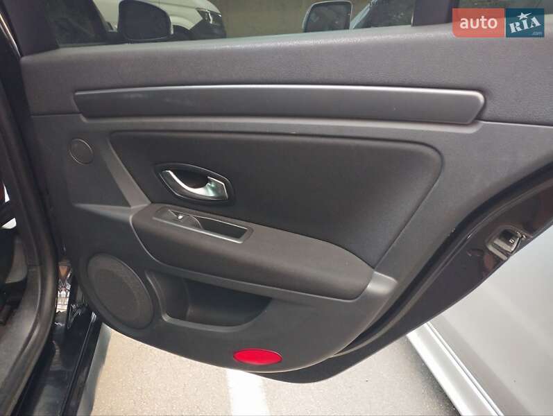 Лифтбек Renault Laguna 2008 в Киеве фото 17 Лифтбек Renault Laguna 2008 в Киеве