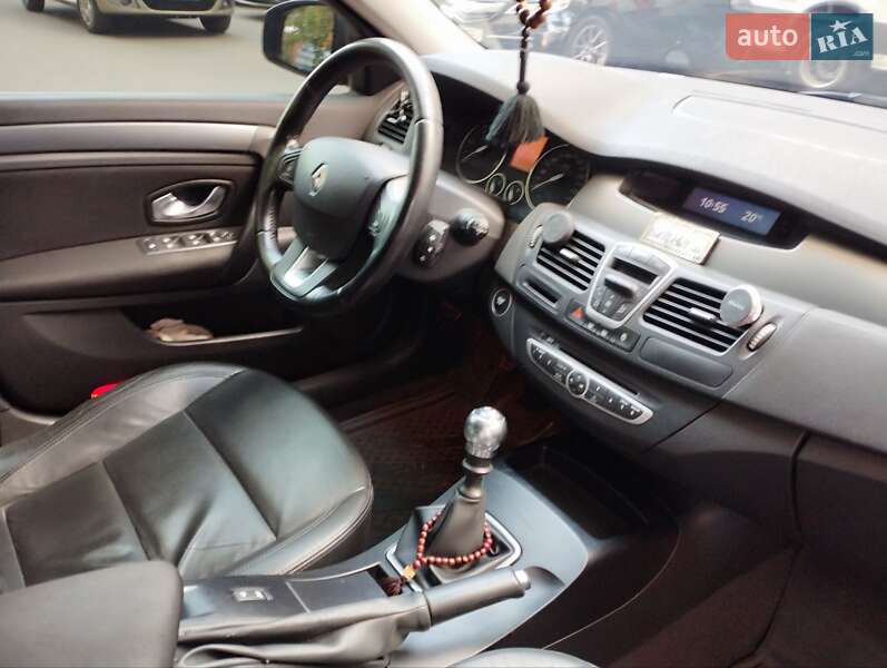 Лифтбек Renault Laguna 2008 в Киеве фото 21 Лифтбек Renault Laguna 2008 в Киеве