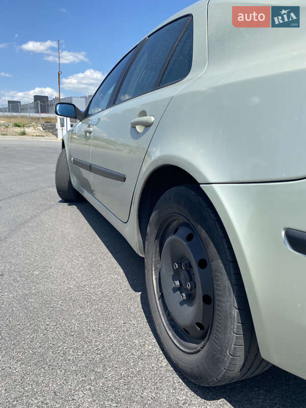 Лифтбек Renault Laguna 2002 в Хмельницком