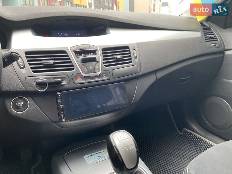 Универсал Renault Laguna 2007 в Ровно