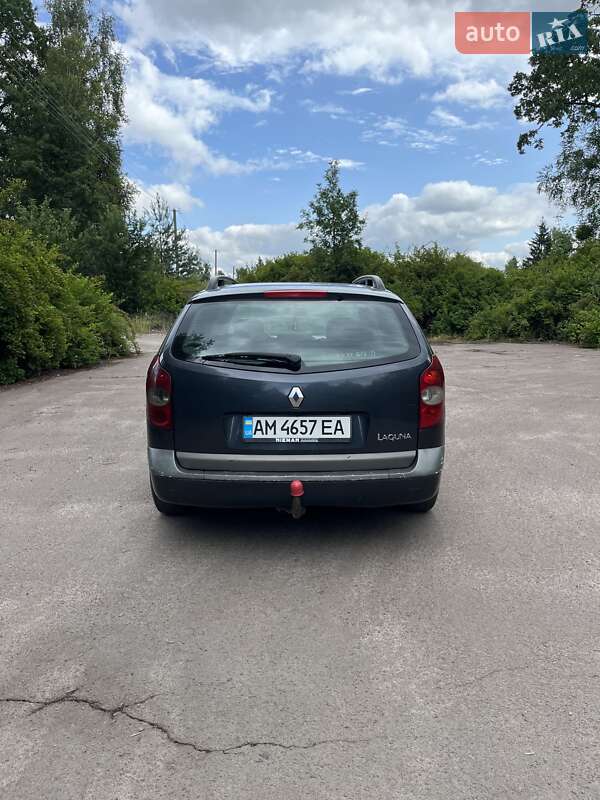 Универсал Renault Laguna 2002 в Олевске