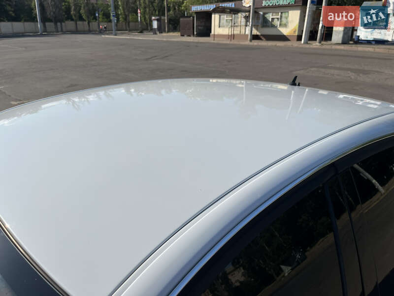 Ліфтбек Renault Laguna 2011 в Миколаєві