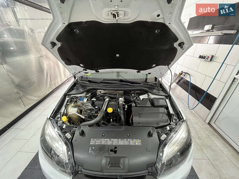 Ліфтбек Renault Laguna 2011 в Миколаєві