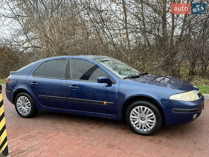 Лифтбек Renault Laguna 2003 в Гоще