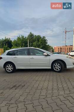 Универсал Renault Laguna 2011 в 