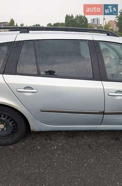 Универсал Renault Laguna 2001 в 