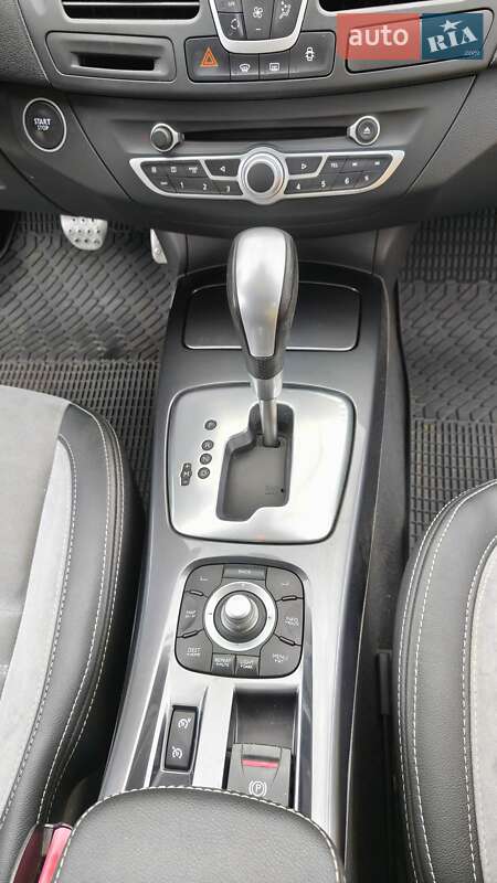 Лифтбек Renault Laguna 2010 в Киеве