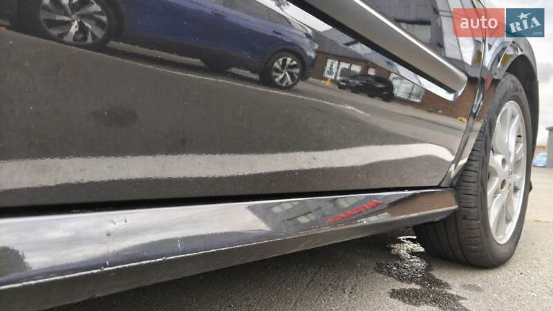 Лифтбек Renault Laguna 2010 в Киеве