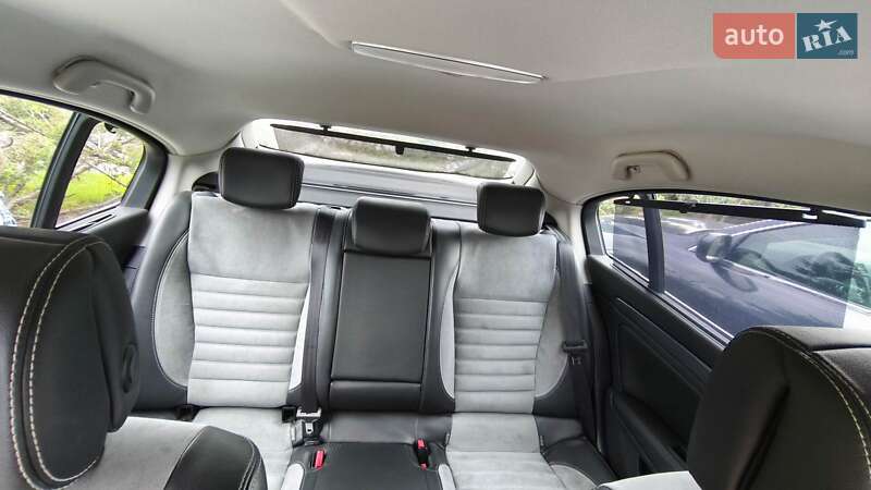 Лифтбек Renault Laguna 2010 в Киеве