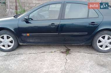 Лифтбек Renault Laguna 2003 в 