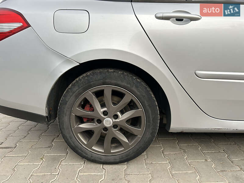 Универсал Renault Laguna 2008 в Александровке