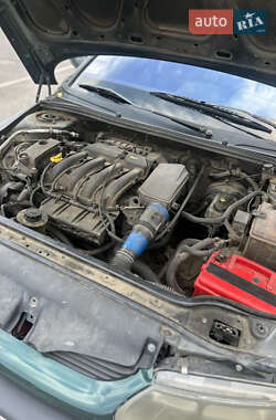 Универсал Renault Laguna 1999 в 