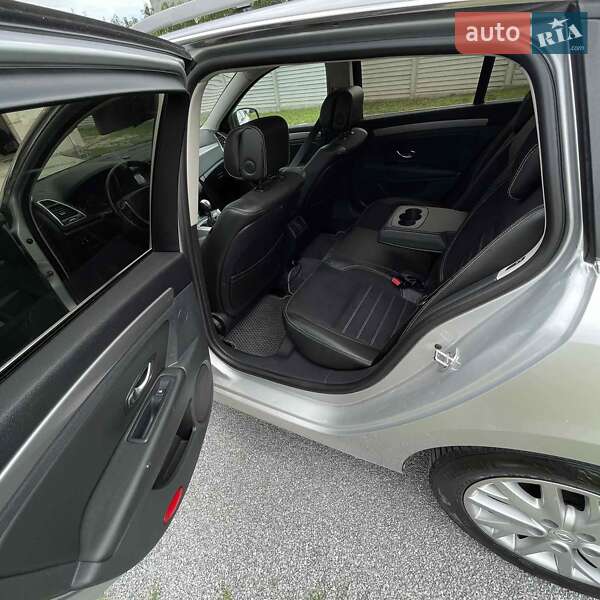 Универсал Renault Laguna 2013 в Гоще