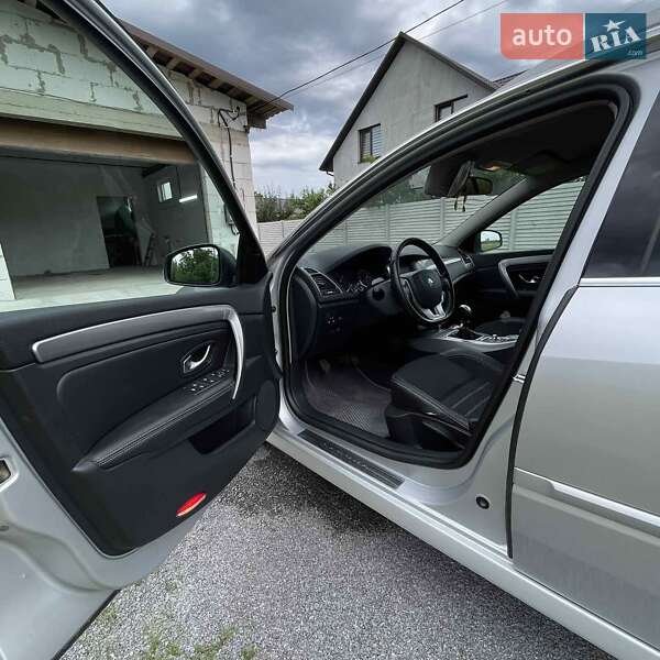 Универсал Renault Laguna 2013 в Гоще