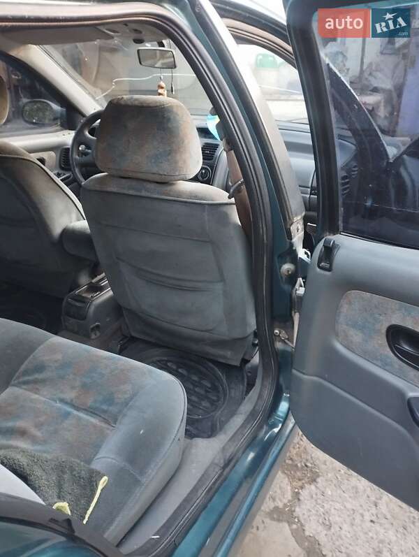 Универсал Renault Laguna 1995 в Днепре