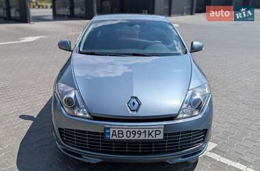 Купе Renault Laguna 2009 в 