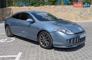 Купе Renault Laguna 2009 в 